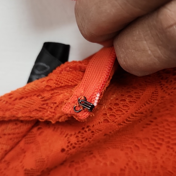 ORANGE SPARK NICOLE BY NICOLE MILLER LACE DRESS SIZE LARGE NEW WITH TAG 2 - Picture 6 of 9